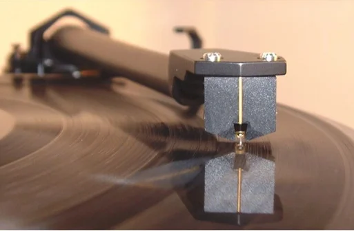 centrado-de-cabezal para evitar que el Tocadiscos no suena bien
