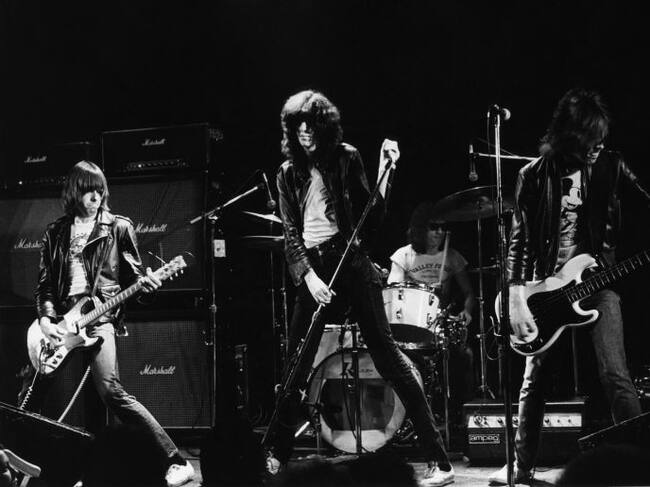 los Ramones, "Ramones"