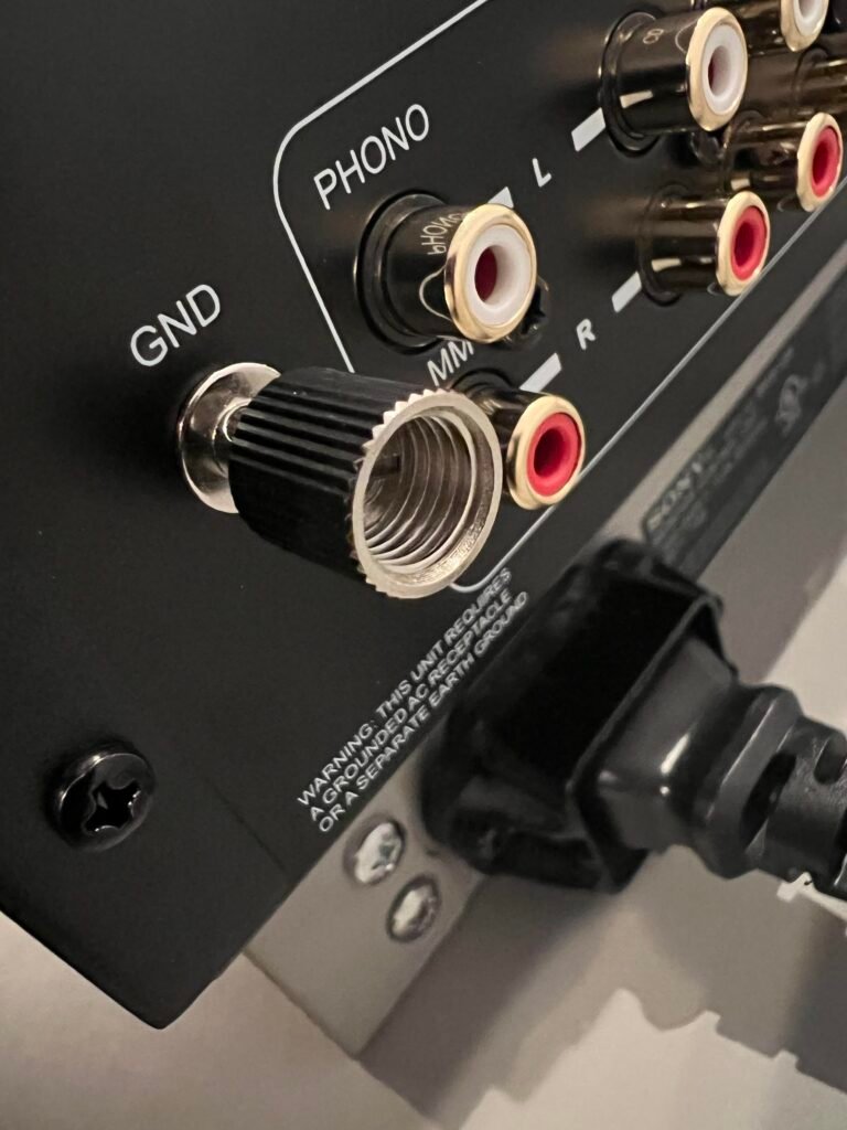 borne gnd, posible causa de zumbidos en tocadiscos